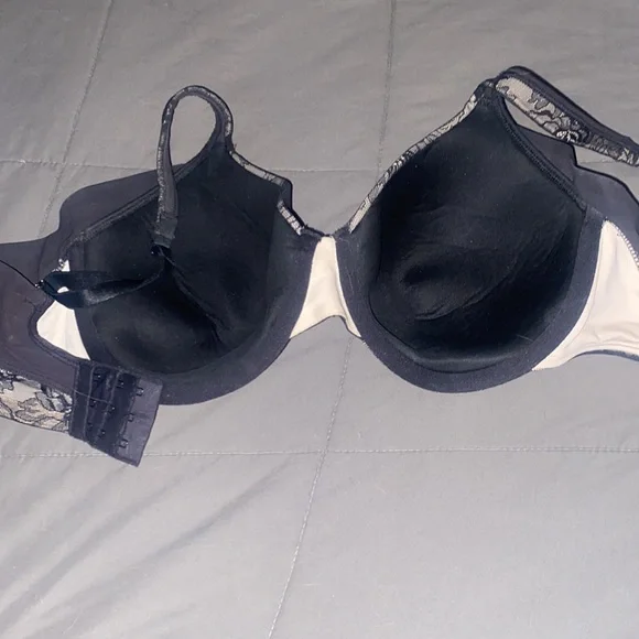 Women’s black and cream lace bra 34D - Picture 3 of 7
